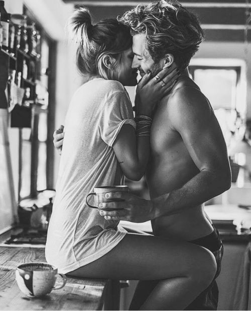 631515cbeaa65d0a2f81da4829e285e9--sexy-couple-photo-couple-hot