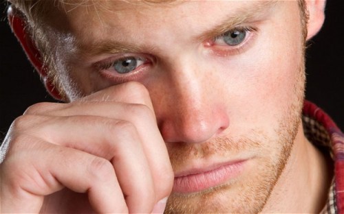 man-crying_2532946b